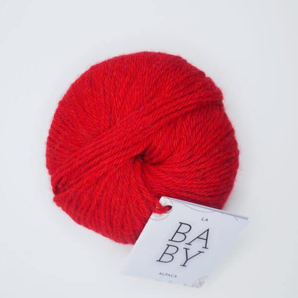 Ovillo de Baby Alpaca en color rojo